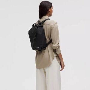 Lululemon Fast Track Bag 2.0 Black Crossbody